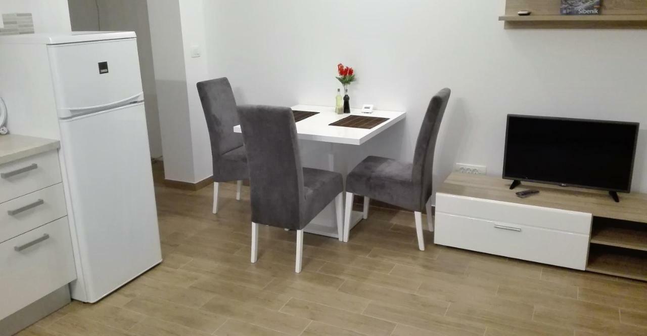 Ferienwohnung Sibenska Oaza Šibenik Exterior foto